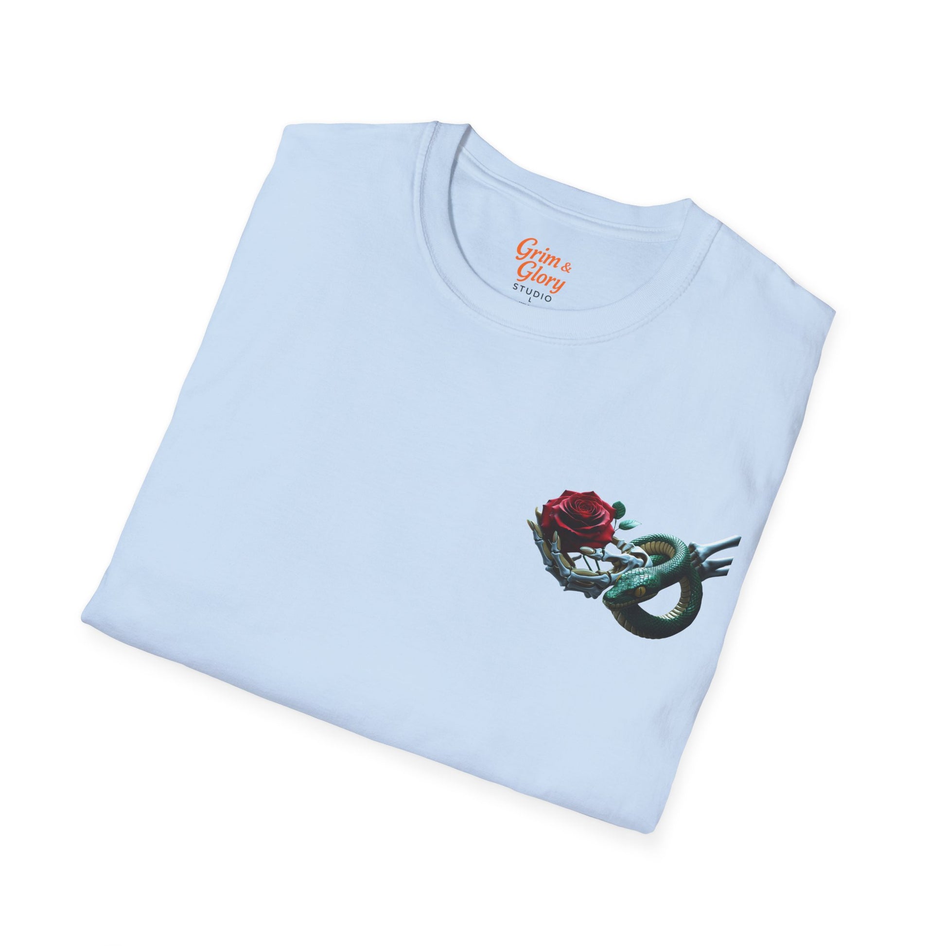 Blommig T-shirt med Ros och Orm – Stilren Unisex T-shirt för Vardagsbruk, Perfekt Sommarpresent, Mode för Blomälskare
